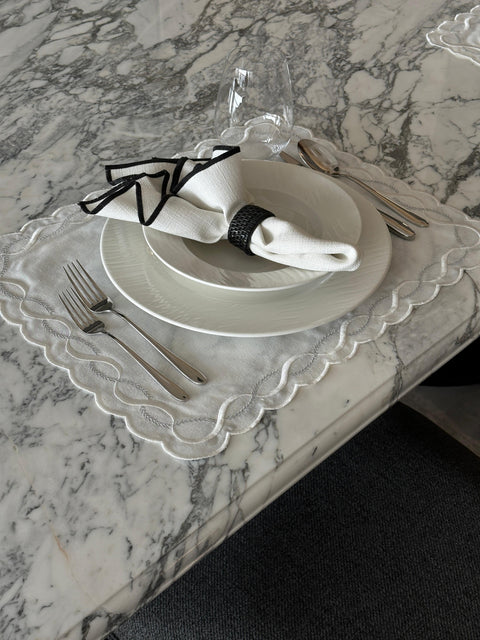 Marseille Table